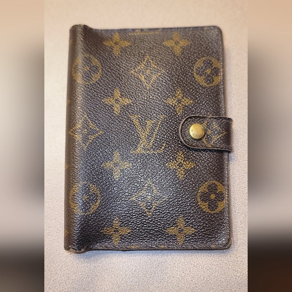 Louis Vuitton Monogram Wallet